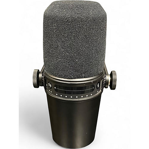 Used Shure MV7 Dynamic Microphone