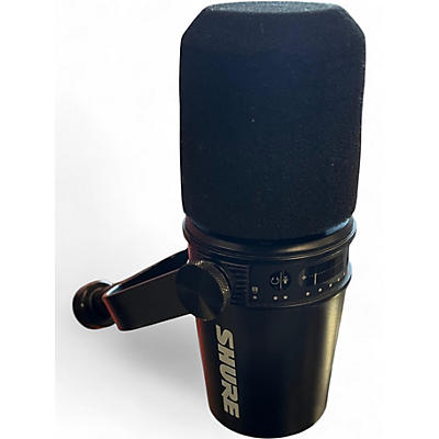 Used Shure MV7 Dynamic Microphone