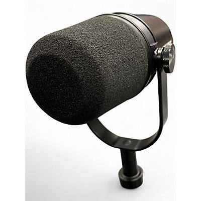Used Shure MV7 Dynamic Microphone