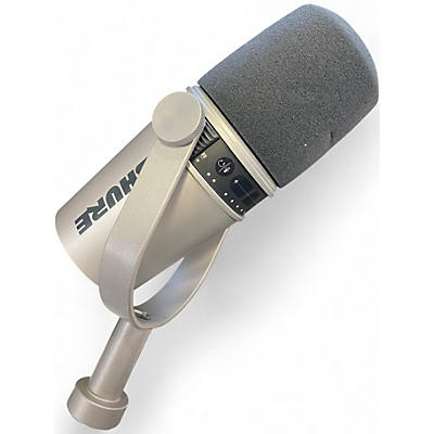Used Shure MV7 Dynamic Microphone