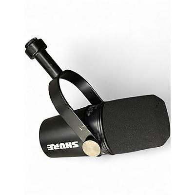 Used Shure MV7 Dynamic Microphone