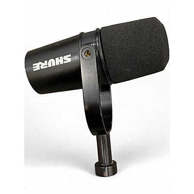 Used Shure MV7X Dynamic Microphone