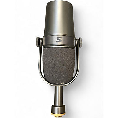 Used Shure MV7X Dynamic Microphone