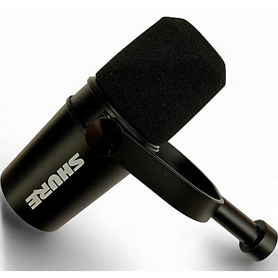 Used Shure MV7X Dynamic Microphone