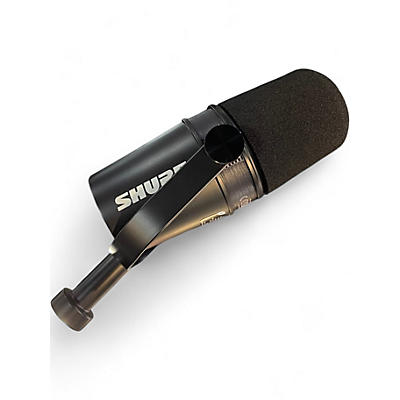 Used Shure MV7X Podcast Microphone Condenser Microphone