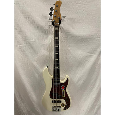 Sire Used Sire Marcus Miller P7 Alder 5 String White Electric Bass Guitar