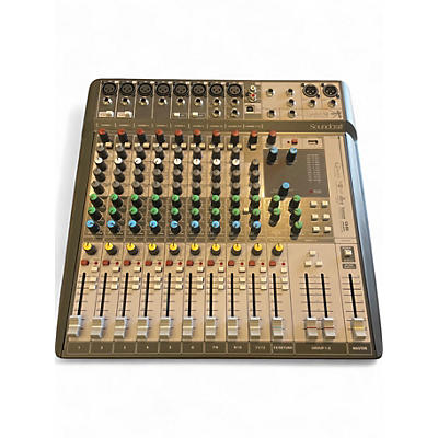 Used Soundcraft SIGNATURE 21 Powered Mixer