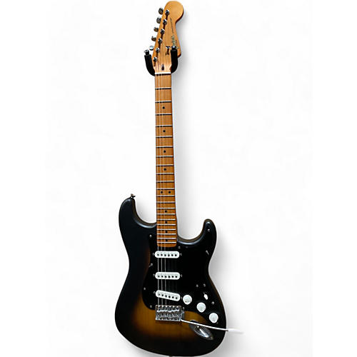 Squier Used Squier 40TH ANNIVERSARY STRATOCASTER Sunburst Solid Body Electric Guitar Sunburst