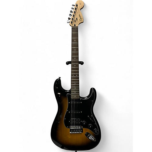 Squier Used Squier Affinity Stratocaster 2 Color Sunburst Solid Body Electric Guitar 2 Color Sunburst