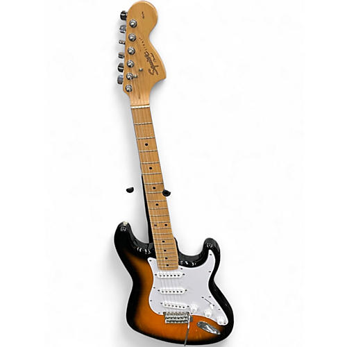 Used Squier Affinity Stratocaster 2 Tone Sunburst Solid Body Electric Guitar 2 Tone Sunburst