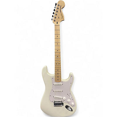 Used Squier Affinity Stratocaster Arctic White Solid Body Electric Guitar