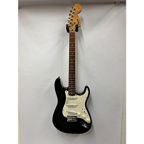 Squier Used Squier Affinity Stratocaster Black Solid Body Electric Guitar Black