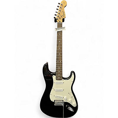 Used Squier Affinity Stratocaster Black and White Solid Body Electric Guitar