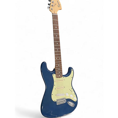 Used Squier Affinity Stratocaster Lake Placid Blue Solid Body Electric Guitar Lake Placid Blue