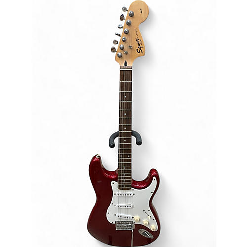 Squier Used Squier Affinity Stratocaster Metallic Red Solid Body Electric Guitar Metallic Red