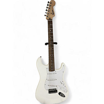 Squier Used Squier Affinity Stratocaster Olympic White Solid Body Electric Guitar