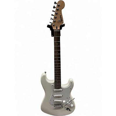 Used Squier Affinity Stratocaster Olympic White Solid Body Electric Guitar