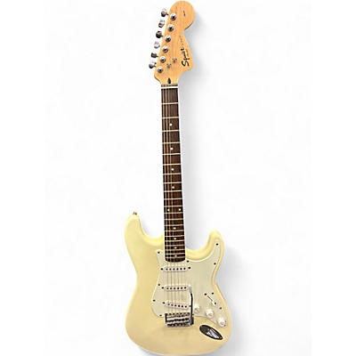 Used Squier Affinity Stratocaster White Solid Body Electric Guitar
