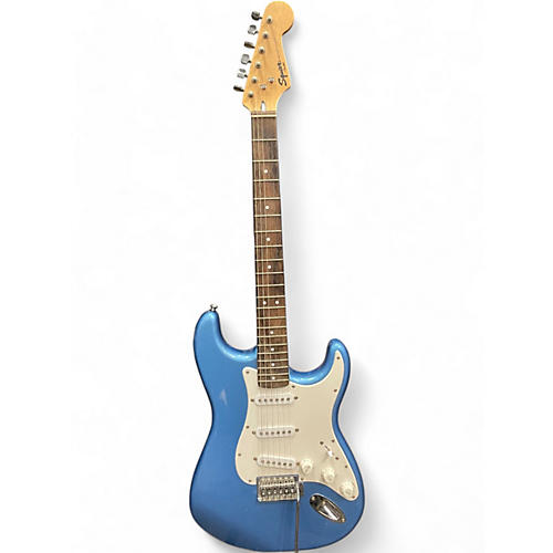 Squier Used Squier Bullet Stratocaster Lake Placid Blue Solid Body Electric Guitar Lake Placid Blue