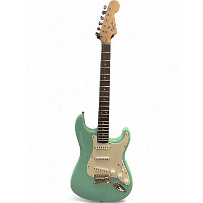 Squier Bullet Stratocaster | Musician's Friend