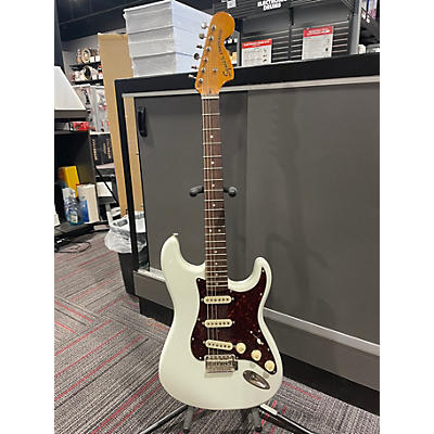 Used Squier CLASSIC VIBE 70S STRAT Aged white plastic Solid Body Electric Guitar
