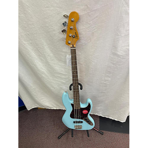 Squier Used Squier Classic Vibe 1960S Jazz Bass Daphne Blue Electric Bass Guitar Daphne Blue