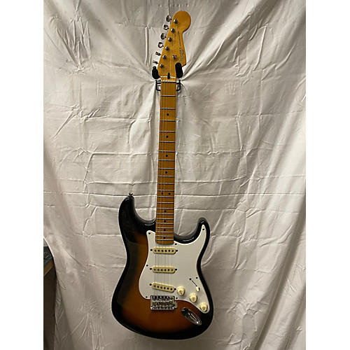 Squier Used Squier Classic Vibe 1960S Stratocaster 2 Color Sunburst Solid Body Electric Guitar 2 Color Sunburst