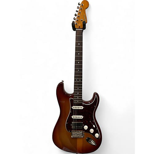 Squier Used Squier Classic Vibe 1960S Stratocaster 3 Color Sunburst Solid Body Electric Guitar 3 Color Sunburst