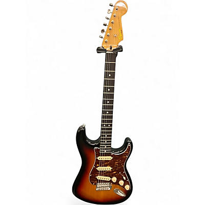 Used Squier Classic Vibe 1960S Stratocaster 3 Color Sunburst Solid Body Electric Guitar