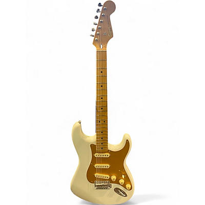 Used Squier Classic Vibe 1960S Stratocaster Olympic White Solid Body Electric Guitar