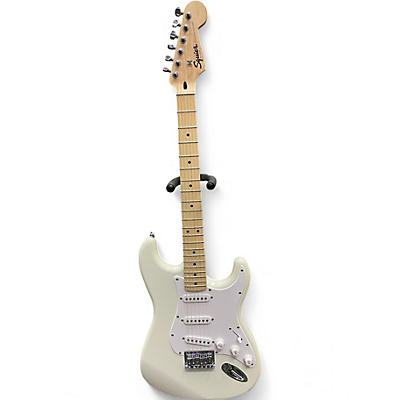 Used Squier Deluxe Stratocaster Alpine White Solid Body Electric Guitar