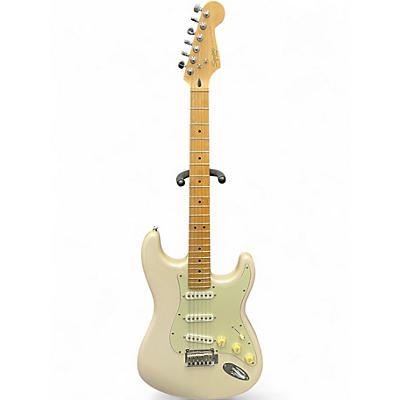 Used Squier Deluxe Stratocaster White Solid Body Electric Guitar