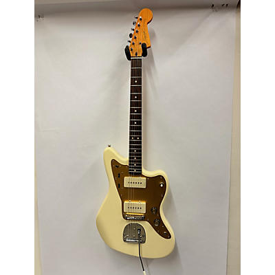 Squier Used Squier J Mascis Jazzmaster White Solid Body Electric Guitar