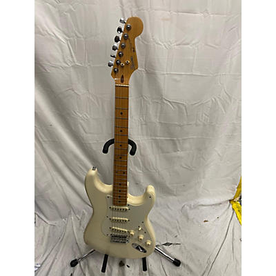 Squier Used Squier MIJ Stratocaster White Solid Body Electric Guitar