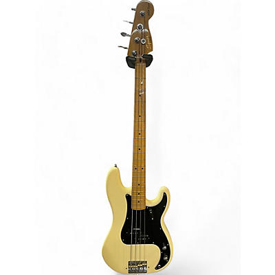 Squier Used Squier Matt Freeman Signature Precision Bass Olympic White Electric Bass Guitar