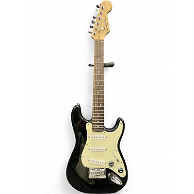 Used Squier Mini Affinity Stratocaster Black and White Electric Guitar