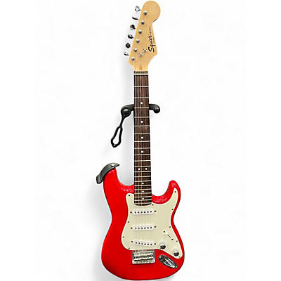 Used Squier Mini Affinity Stratocaster Candy Apple Red Electric Guitar
