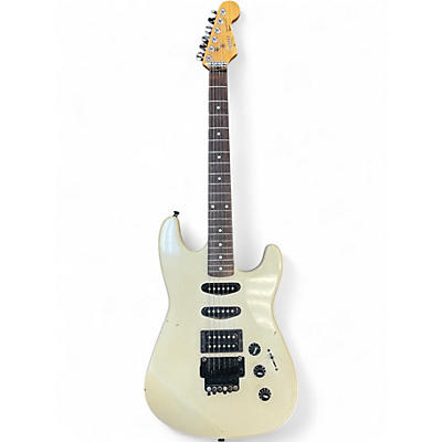 Used Squier PARTSCASTER STRAT W/ TREM White Solid Body Electric Guitar