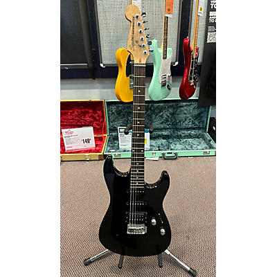 Squier Used Squier SHOWMASTER Black Solid Body Electric Guitar