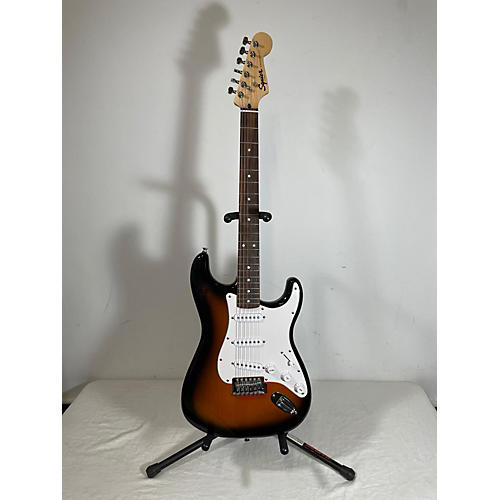 Squier Used Squier Sonic Stratocaster 2 Color Sunburst Solid Body Electric Guitar 2 Color Sunburst