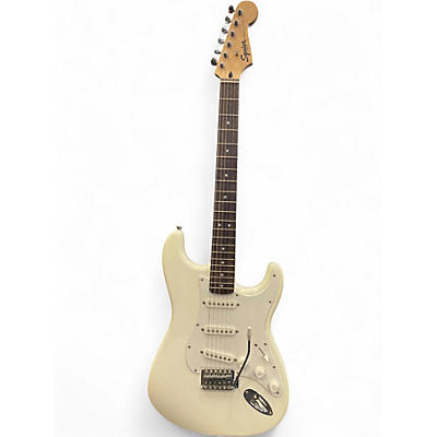 Used Squier Sonic Stratocaster Arctic White Solid Body Electric Guitar
