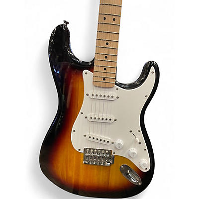 Squier Standard Stratocaster | Musician's Friend