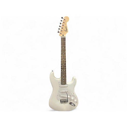 Squier Used Squier Standard Stratocaster Alpine White Solid Body Electric Guitar Alpine White