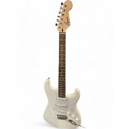 Squier Used Squier Standard Stratocaster Alpine White Solid Body Electric Guitar Alpine White