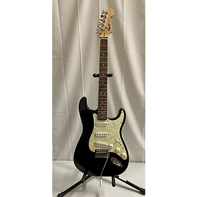 Squier Used Squier Standard Stratocaster Black Solid Body Electric Guitar