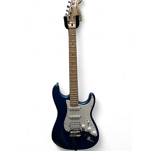 Squier Used Squier Standard Stratocaster Blue Solid Body Electric Guitar Blue