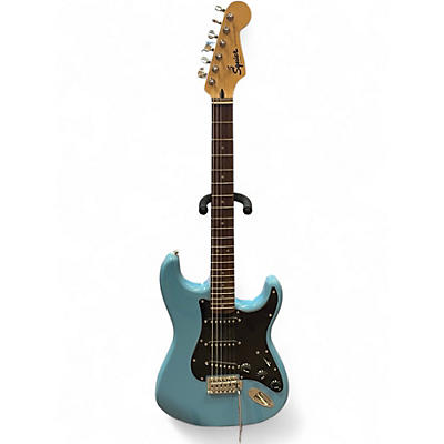 Squier Standard Stratocaster | Musician's Friend