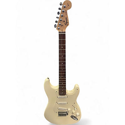 Fender Squier ストラトキャスター Standard Squier Standard Stratocaster | Musician's Friend