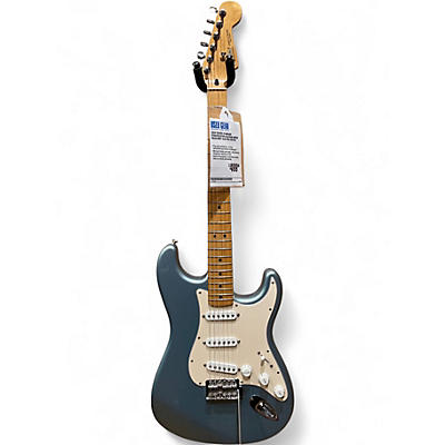 Squier Standard Stratocaster | Musician's Friend