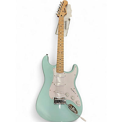 Fender Squier ストラトキャスター Standard Squier Standard Stratocaster | Musician's Friend